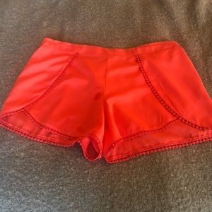 Dolphin shorts 🍄